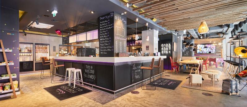 Moxy Bucharest Old Town Hotel Buitenkant foto